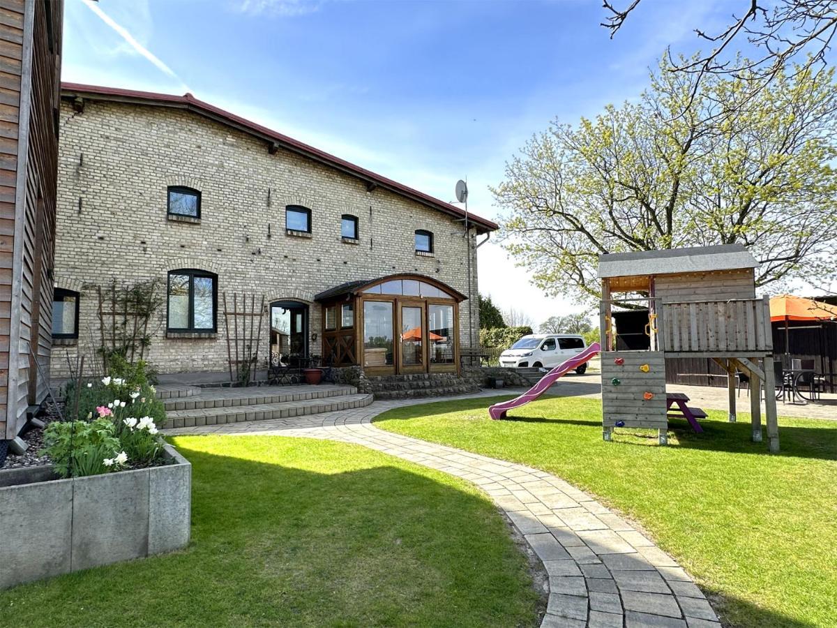 Nossentiner Huette Behindertengerechte Ferienwohnung מראה חיצוני תמונה